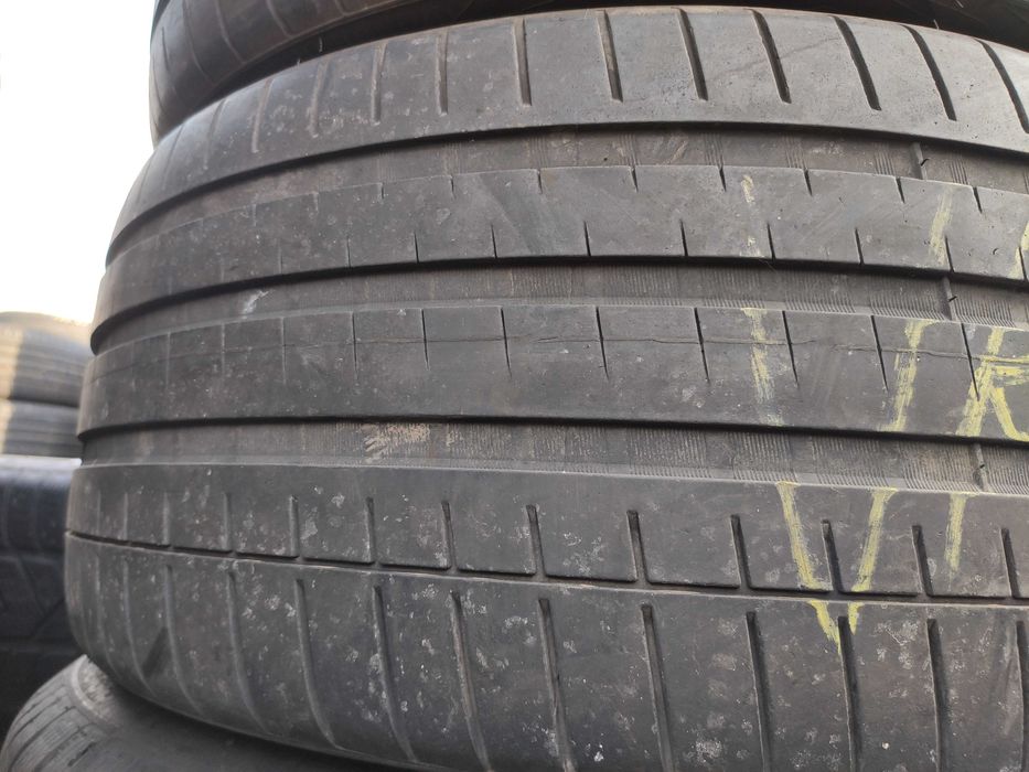 2бр Летни гуми 255 40 19 - Vredestein