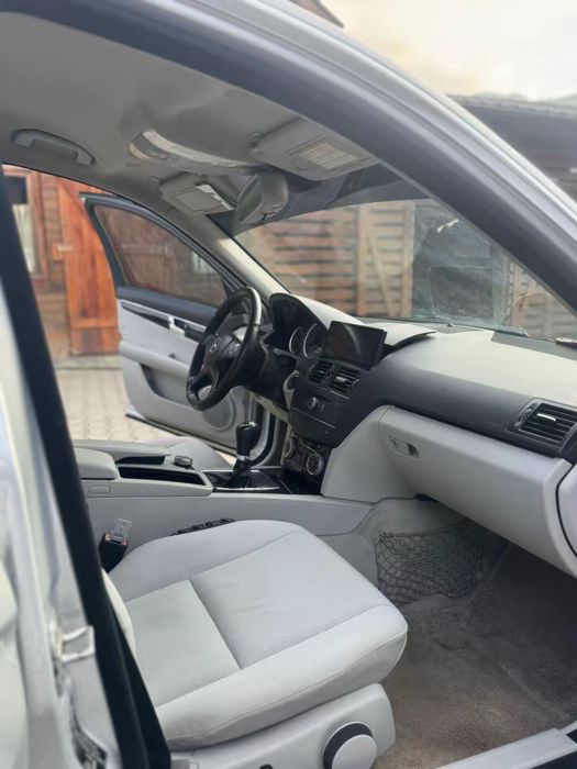 Mercedes c class w204