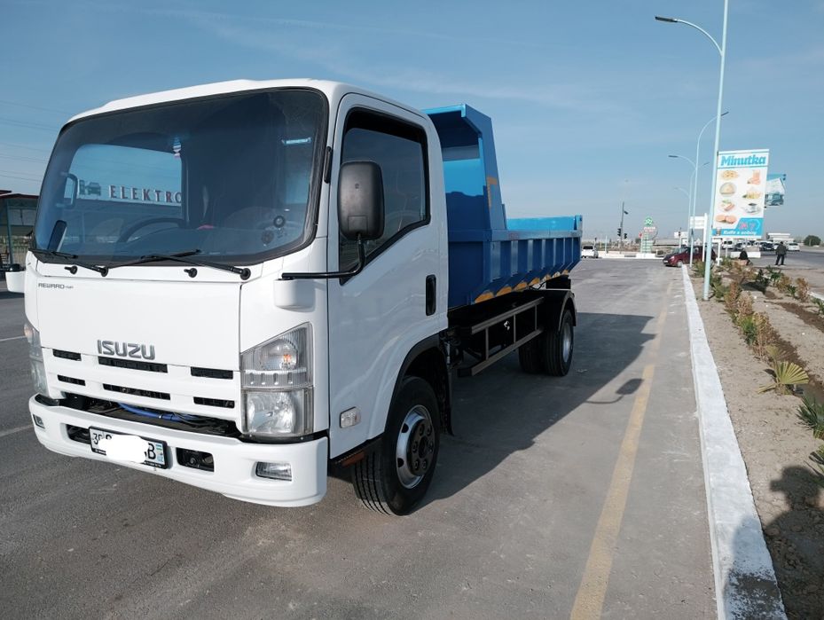 Isuzu samosval SOTILADI