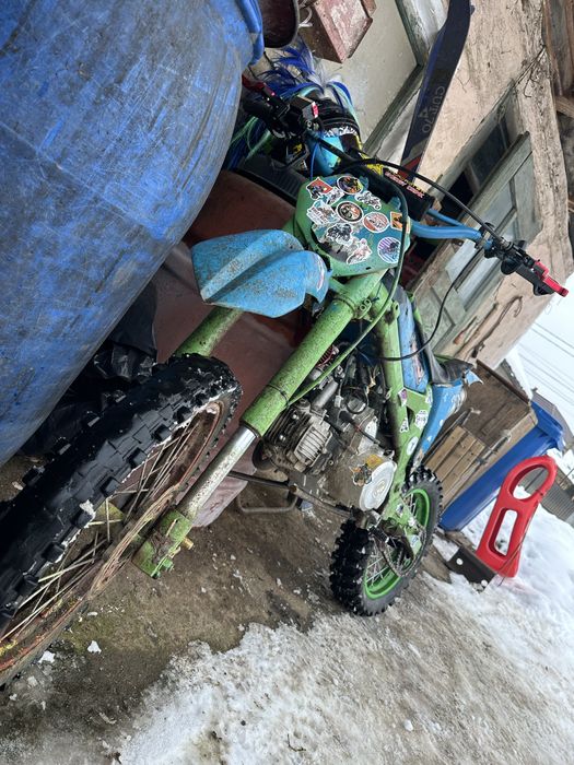 Vand cross 125 cu o problema