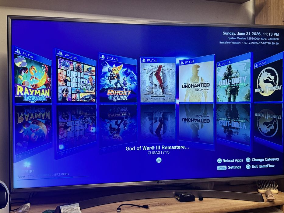 Playstation 4 modat