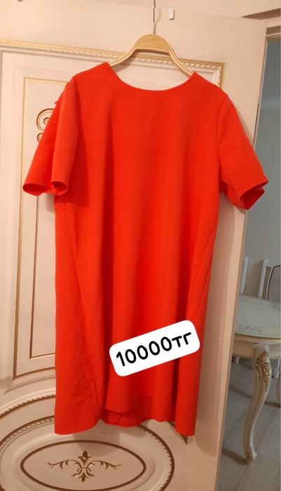 Продам женские платья 50-52 размер