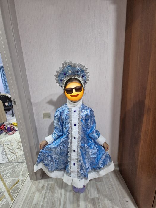 Прокат  костюм санта для девоче 3000к