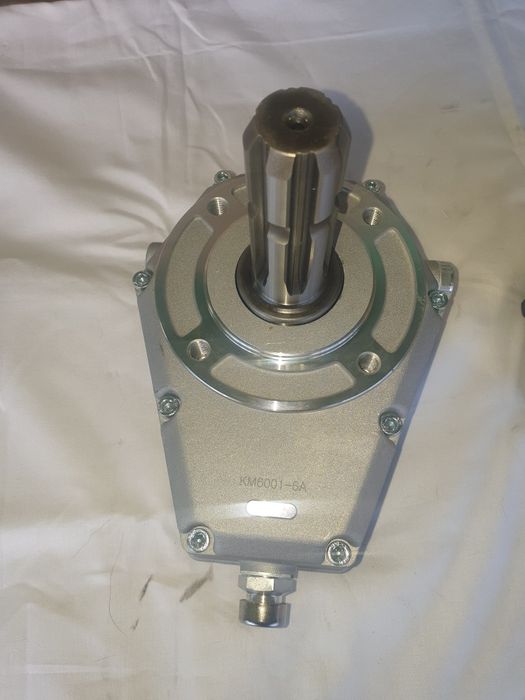 Multiplicator turații pompa spargator lemne ,presa ,macara