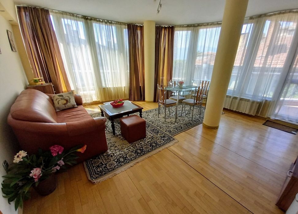 Дава се под наем Двустаен апартамент в София, Гео Милев - 82 кв.м за 640 € - Снимка #2