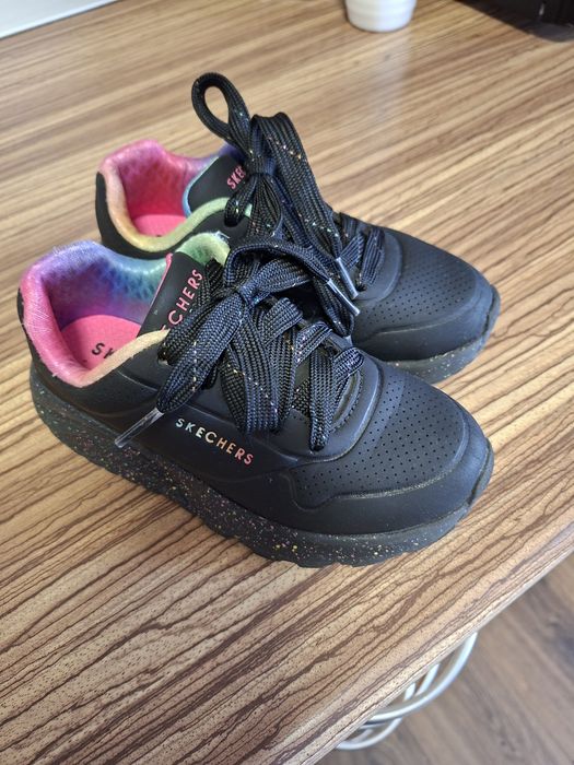 Skechers marimea 27