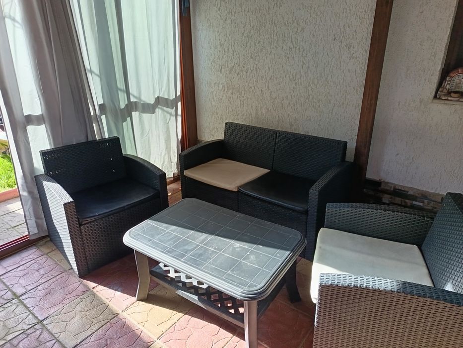 Градински мебели от ратан