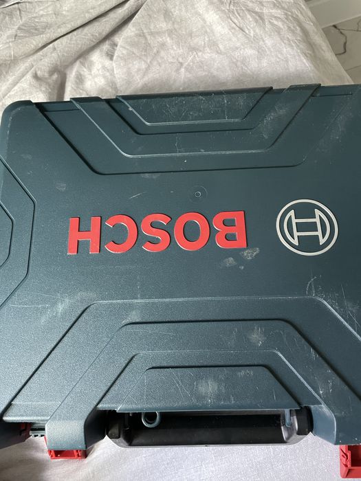 Шуруповерт BOSCH