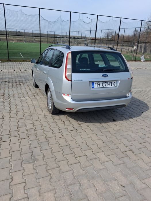 Vând ford focus 1.6 tdci