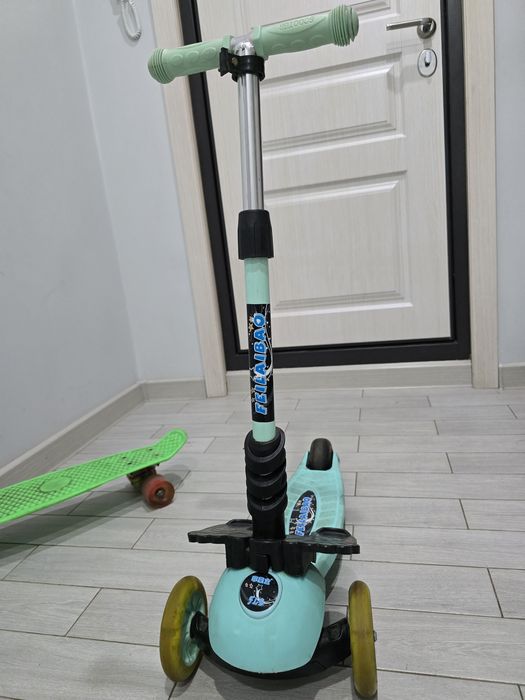 Продам  самокат унисекс