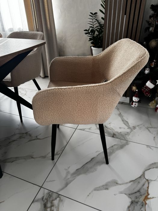 Трапезен стол букле 8 бр.