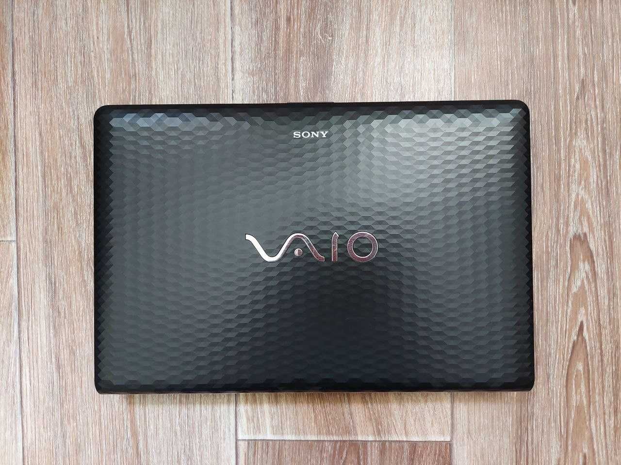 Ноутбук Sony vaio PCG-71812V Игры в Подарок: 65 500 тг. - Ноутбуки Алматы  на Olx