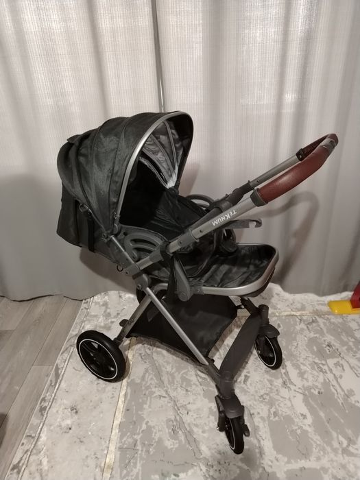 Продаю детскую коляску