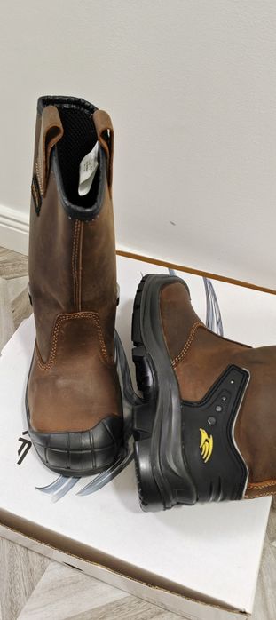 Bocanci de protecție