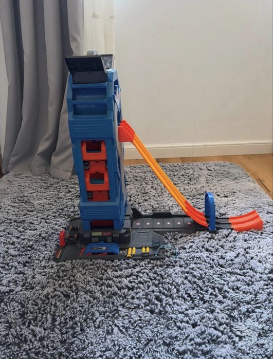 Garaj suprem hot wheels