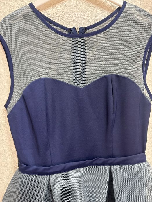 Продам платье в отличном состоянии