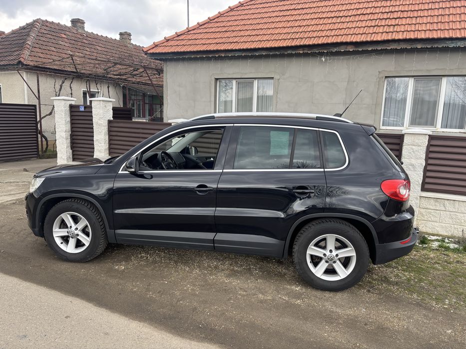Vand Vw Tiguan 4x4 ! Impecabil !! 159000 km !
