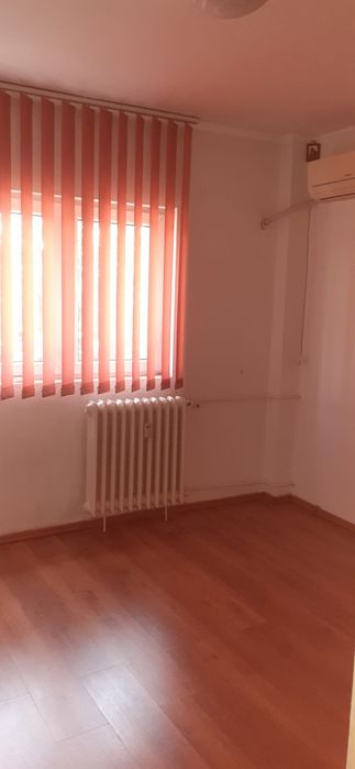 Proprietar – Apartament 2 camere decomandat, 55 mp, Etaj 2, Centrală proprie, Str. Turda, Sector 1