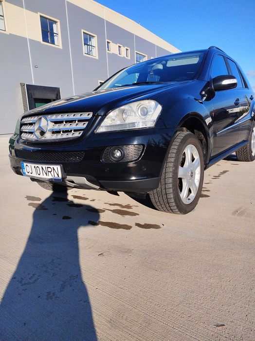 Vând Mercedes ML/W164