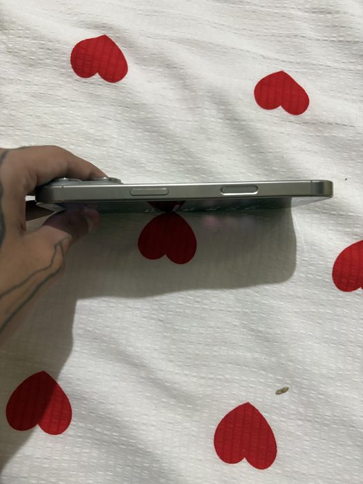 Iphone 16pro 128гб