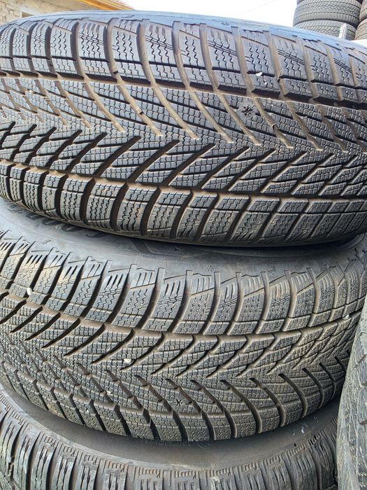 2 бр зимни 215/60/16 Goodyear дот 2024г