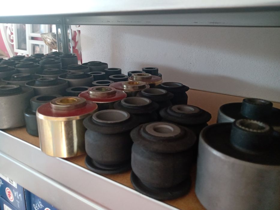 Set bucse brat tendon bucsa panhard corectie Nissan Patrol Y60 Y61