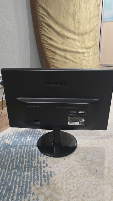 Продам монитор PHILIPS