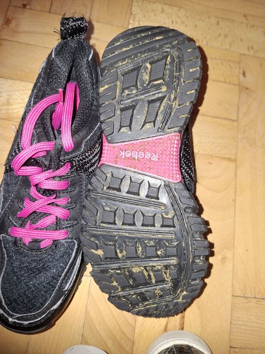 Дамски маратонки нови и обувани по веднъж