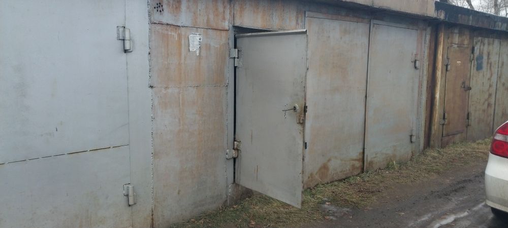 Гараж за нефтебазой