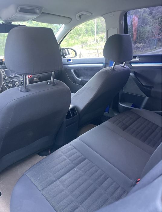 Vând sau schimb GOLF 5  1.9tdi