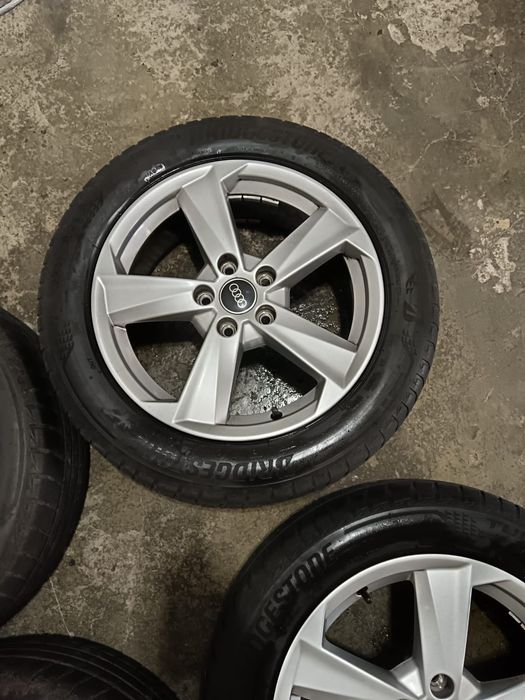 Jante 17 5x112 et 45 audi q2 q3  vw  passat Skoda Seat MG +215/55/17 vara