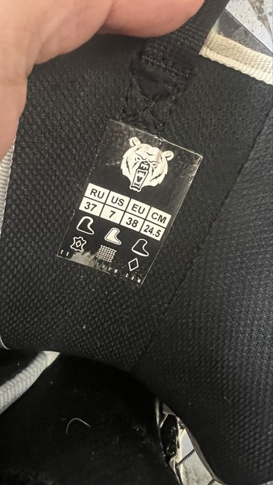 Ботинки детские с отличном состоянии