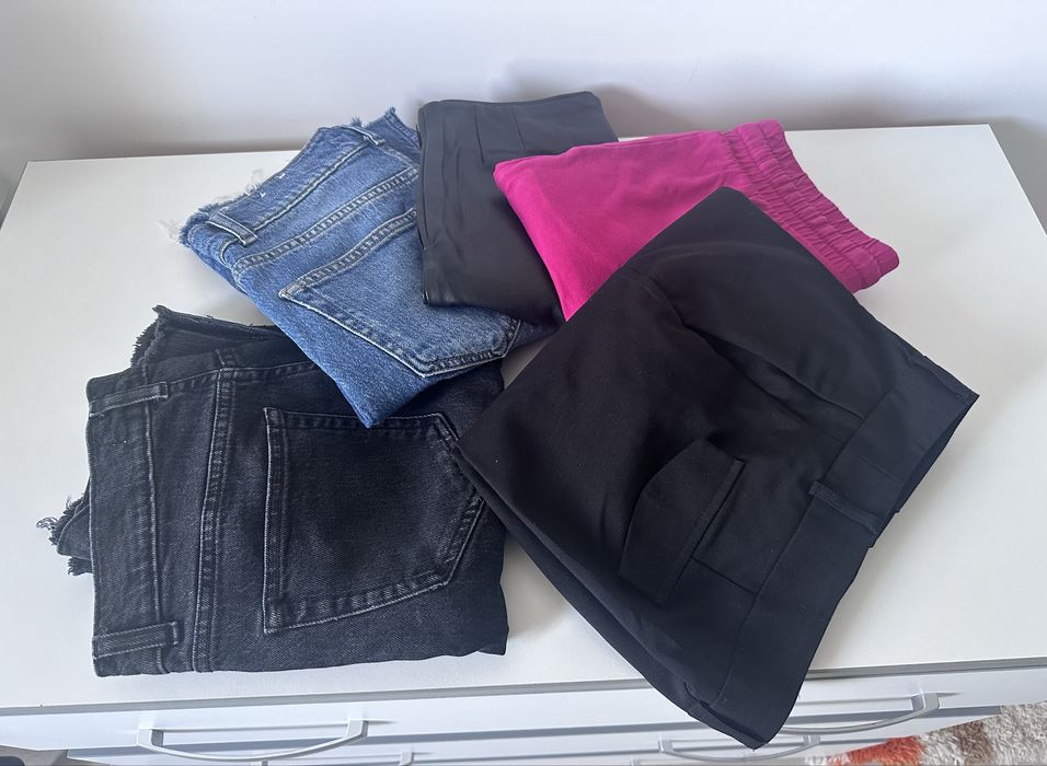 Lot de pantaloni - marime S/M, se potrivesc la o silieta slim, Terranova, Pull&Bear, Mizar