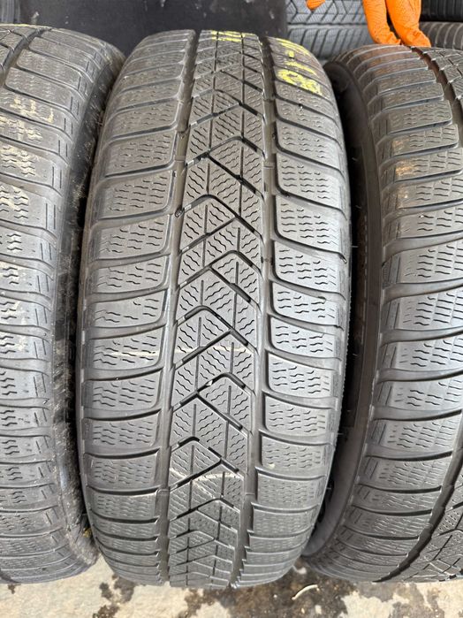 4 Anvelope Iarna 225/60/18 Pirelli 2021