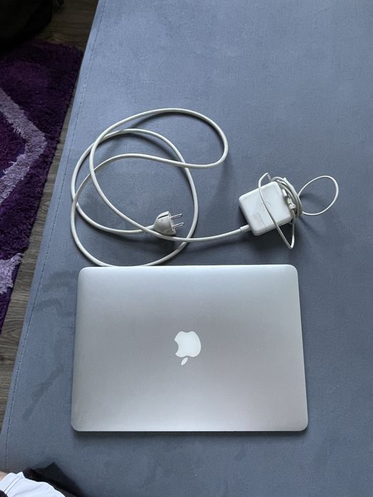 Macbook air 13-inch / Макбук