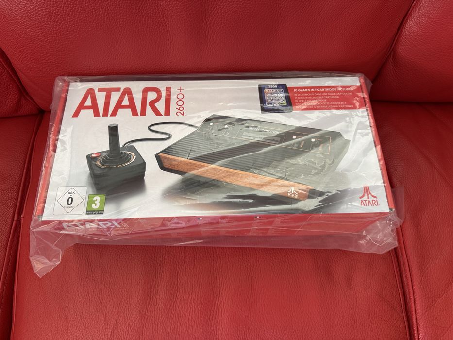 Atari 2600+ фабрично ново и запечатано