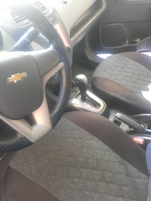 Cobalt aftamat  kraskasi yoq. Benzinda yurgan gazi yoq