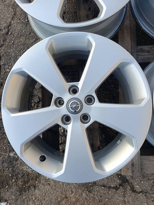 Джанти 17" 5×105 за Opel Mokka , Astra / Опел Астра , Мока