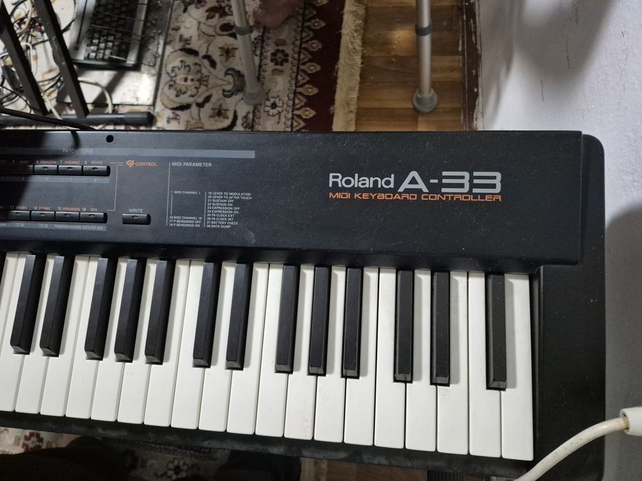 Мидии Синтезатор Roland A-33 MUSİC STUDİO Наборе
