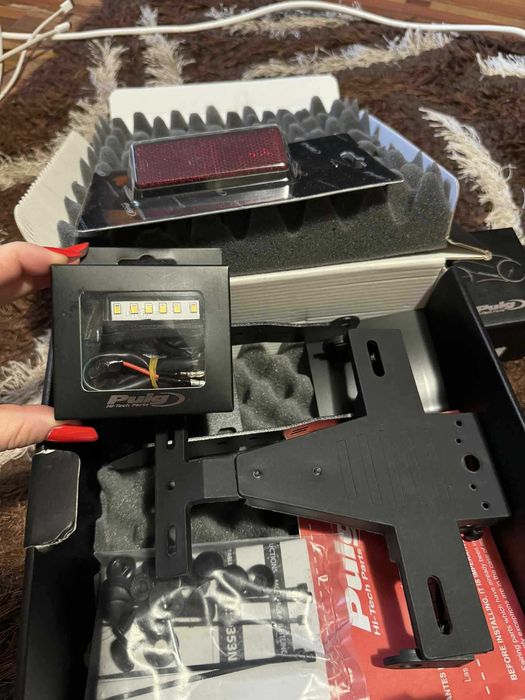 Suport pentru numar scurt Moto