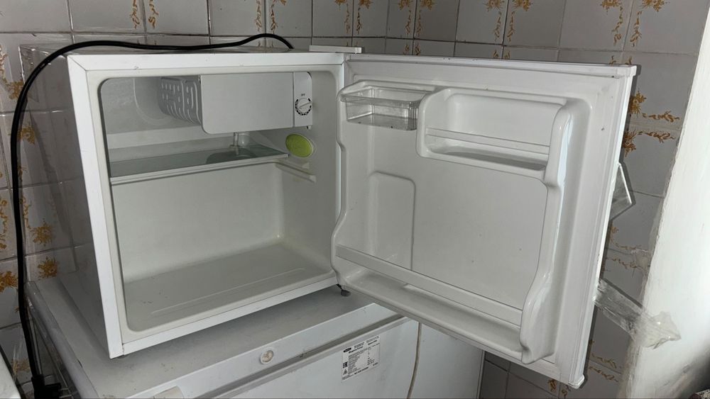 Продаю холодильник