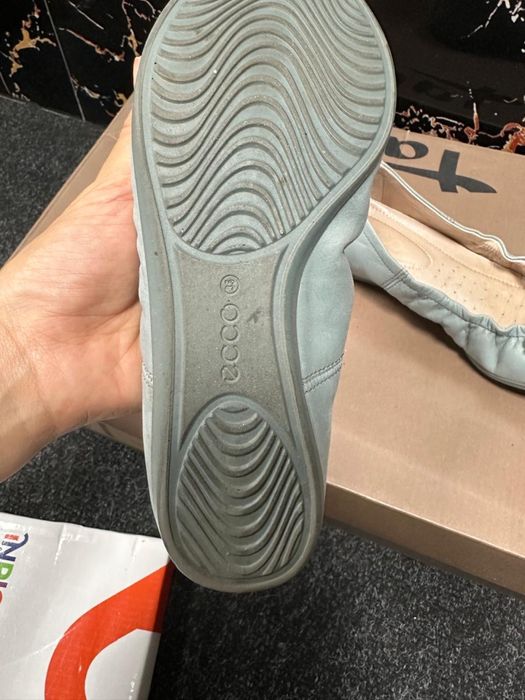 Балетки бренда ECCO