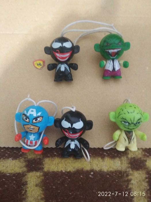 Детские игрушки .