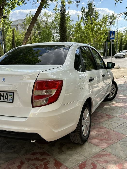 Лада гранта сатилади