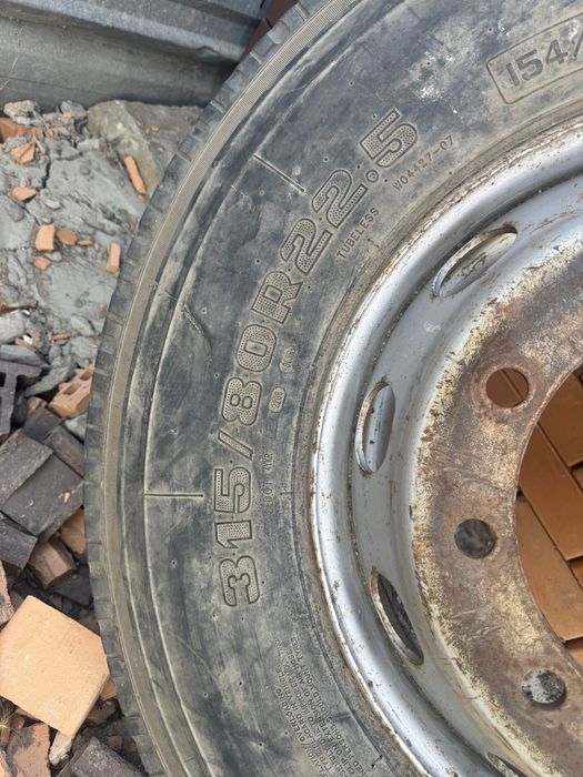 315/80/22,5 продам два колеса в сборе