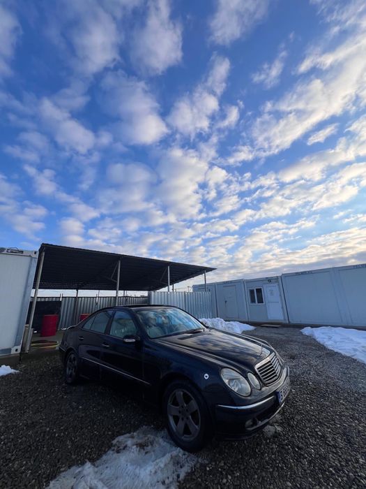 MERCEDES-BENZ E-Class 2004 — imagine 5