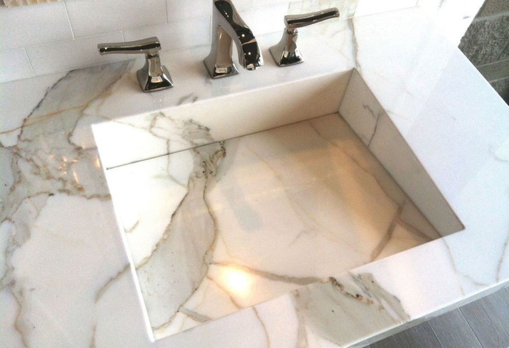 Столешницы из искусственный камень для санузел