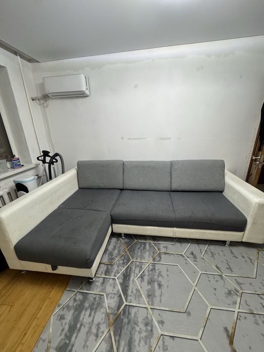 Продам диван 2,8 м