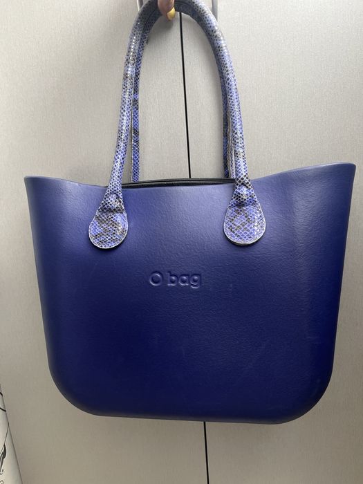 Продавам оригинална дамска чанта Obag
