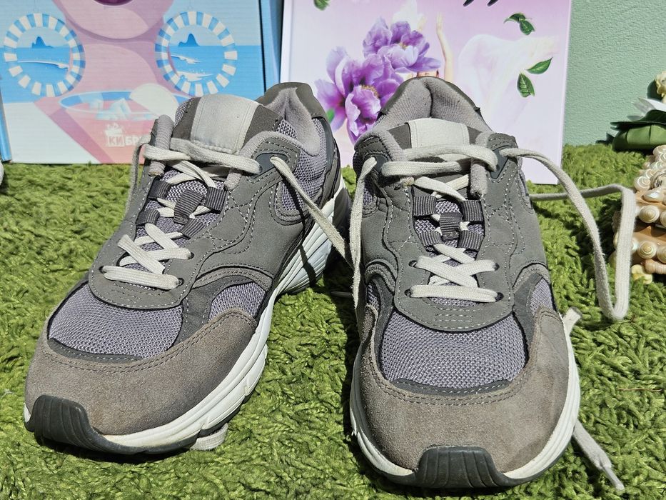 Zara кецове в сиво  N39